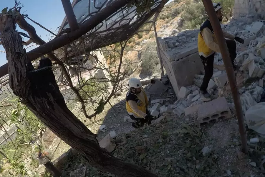 شهيدان أطفال بقصف جوي لطيران الأسد على قرية كفرزيبا بريف إدلب