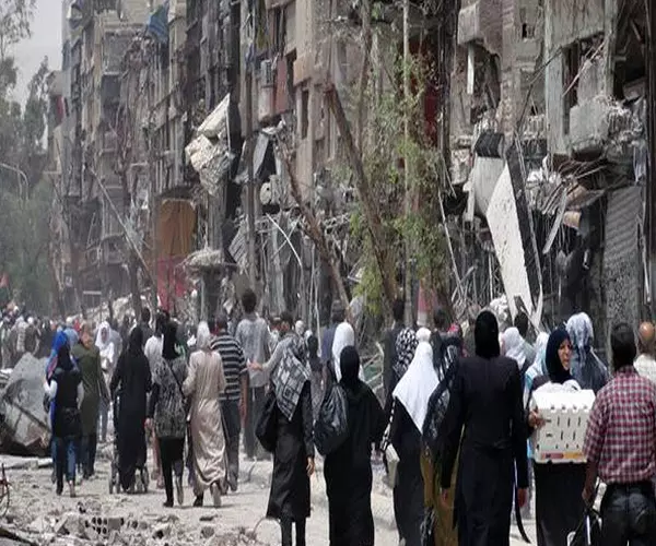 "أونروا":أكثر من 100 ألف فلسطيني لجأوا من سوريا