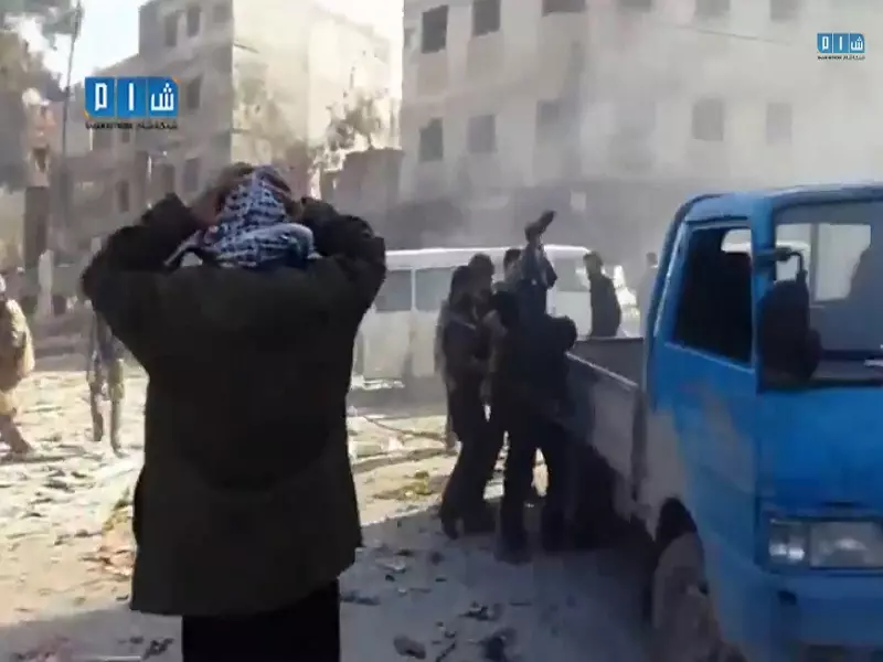 مجزرة مروعة ترتكبها طائرات الأسد في الريف الدمشقي