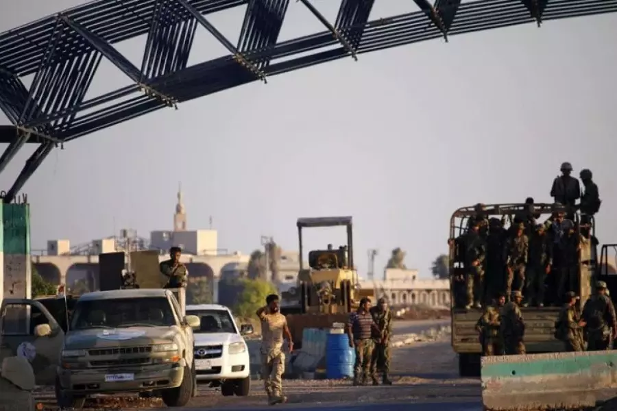 لبنان يتحضر لبدء حركة الترانزيت عبر معبر "نصيب" وسط تخوفات من الرسوم الجمركية