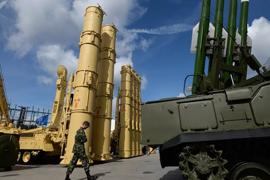 ناشونال إنترست: نشر "أس 300" في سوريا مقامرة روسية لمواساة دمشق