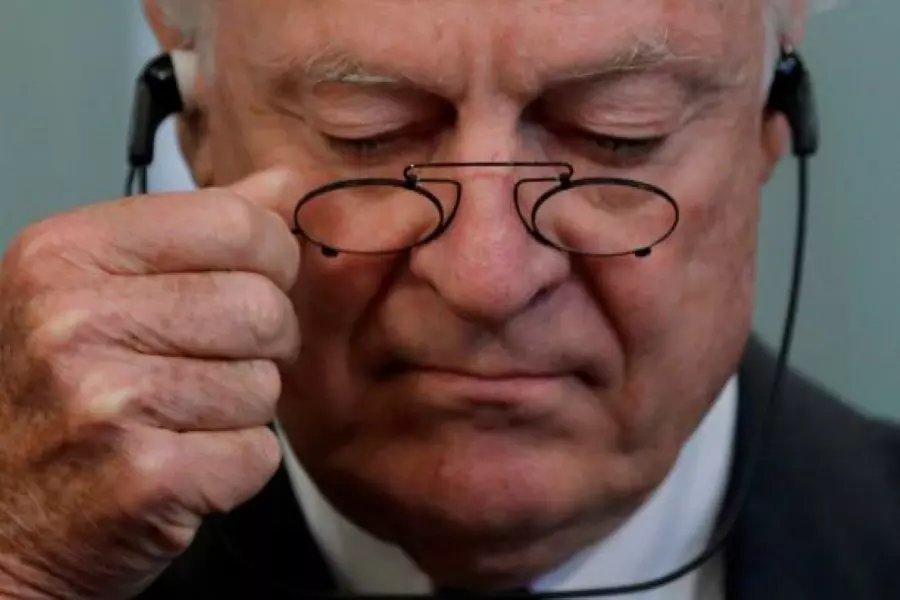 حلم دي ميستورا أم كابوسه؟