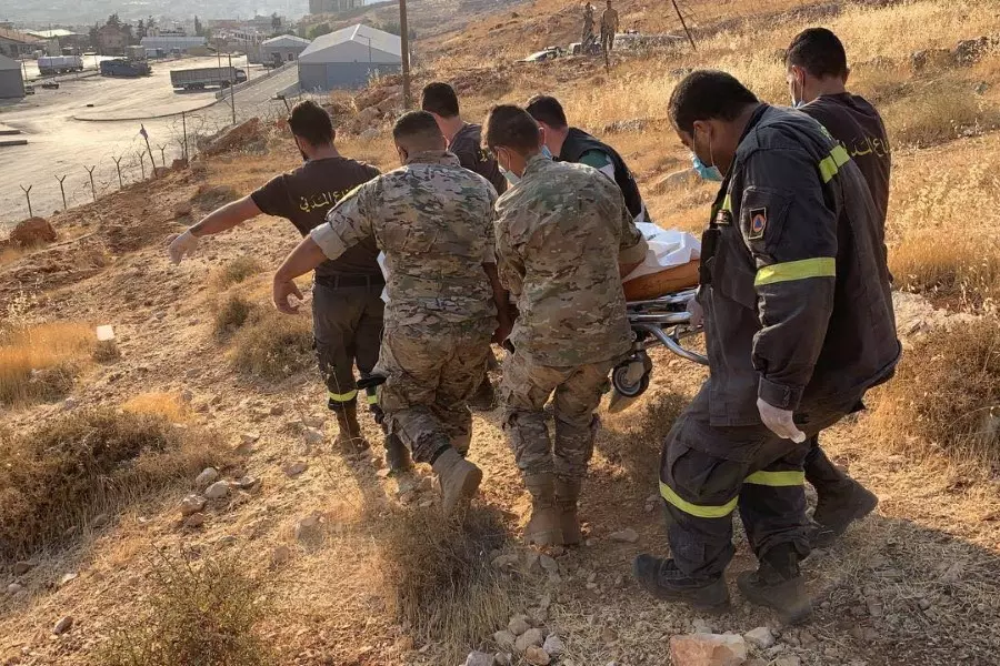 وفاة فتاة سورية على الحدود اللبنانية والنظام ينفي إلغاء قرار الـ 100 دولار على العائدين ..!!