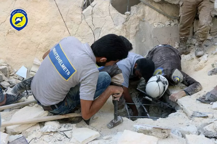 القبعات البيضاء في حلب