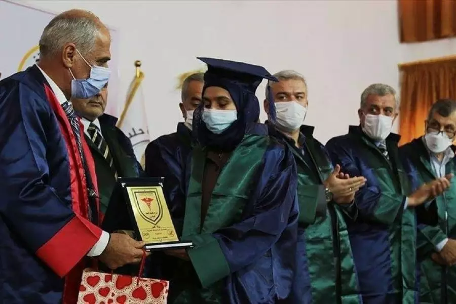 "جامعة حلب الحرة" تُخرج أول دفعة من طلاب كلية الطب بحفل كبير بإعزاز