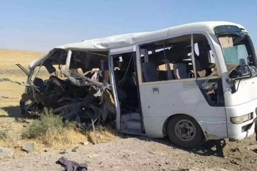 18 عنصراً بين قتيل وأسير بهجوم على باص مبيت للنظام في البادية السورية