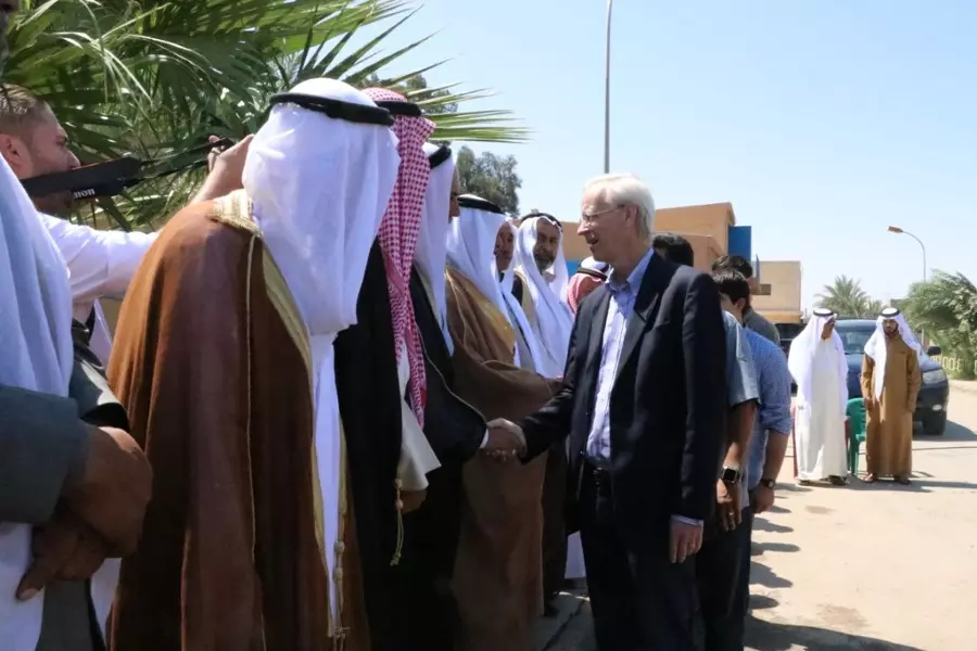 ضباط من التحالف يلتقون قادة عشائر بدير الزور لبحث مطالبهم للتهدئة
