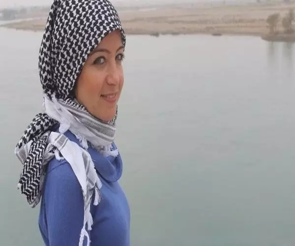 الصحافية السورية زينة ارحيم تفوز بجائزة ماكلر “للصحافة الشجاعة”