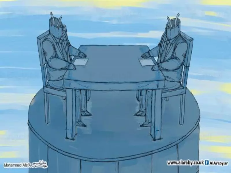 حين يتفاوض المحظي مع ظلاله