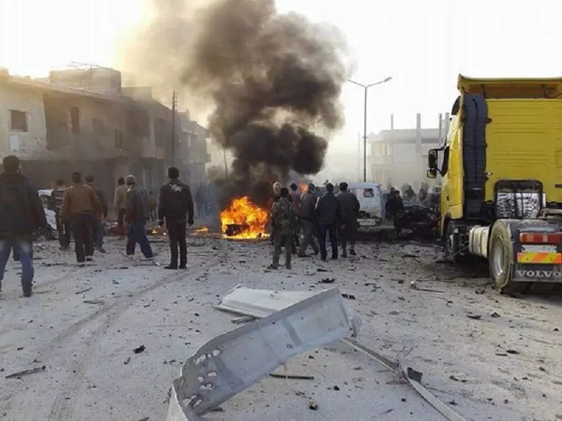 بعد جاسم و دوما .. مجزرة مروعة يرتكبها طيران الأسد في مدينة خان شيخون