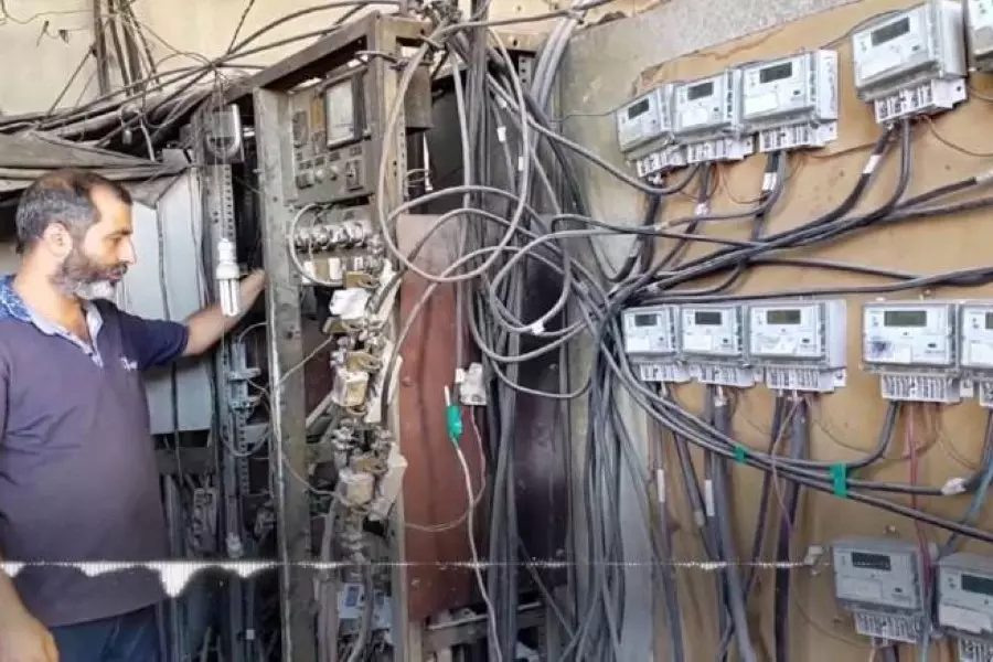 مع حديثها عن "طاقة بديلة" ... كهرباء النظام تشكر المواطنين على تحمل "التقنين" وتبرره بالعقوبات ..!!