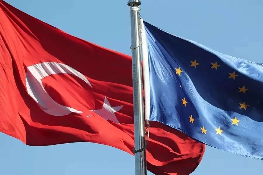 الاتحاد الأوروبي يعلن حزمة مساعدات مالية لدعم تركيا في مواجهة أعباء اللاجئين