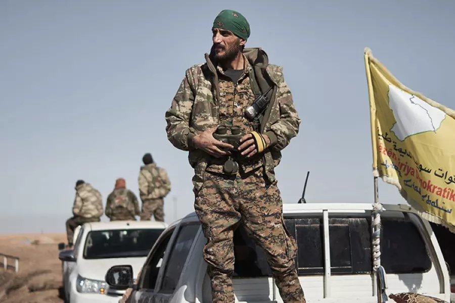 لتوقيع عقود استثمارية ... التحالف يجري لقاءات مع شركات بمناطق "قسد" بسوريا