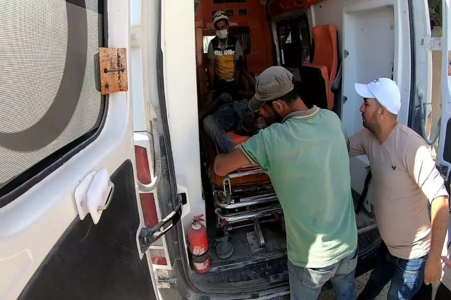 قوات الأسد تستهدف مدنيين بصاروخ موجه قرب التفاحية وتوقع ثلاثة شهداء