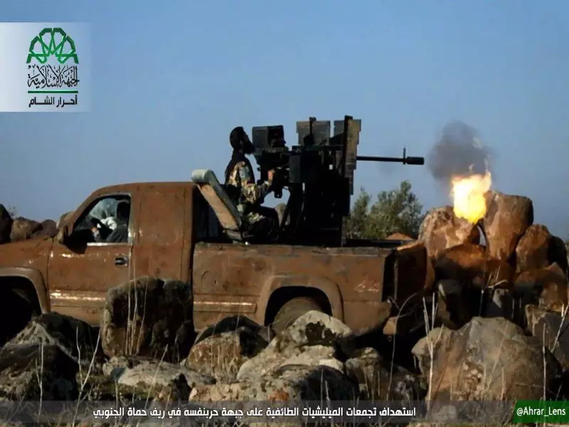 قتلى بالعشرات لقوات الأسد بمعارك مستمرة بريف حماة الجنوبي