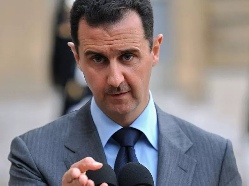 الأسد.. هي نفس اللعبة!