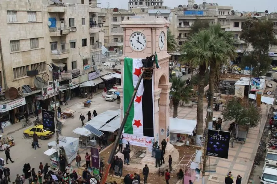 صحفي أمريكي: الأسد غير قادر على مهاجمة إدلب دون وجود "إيران وحزب الله"