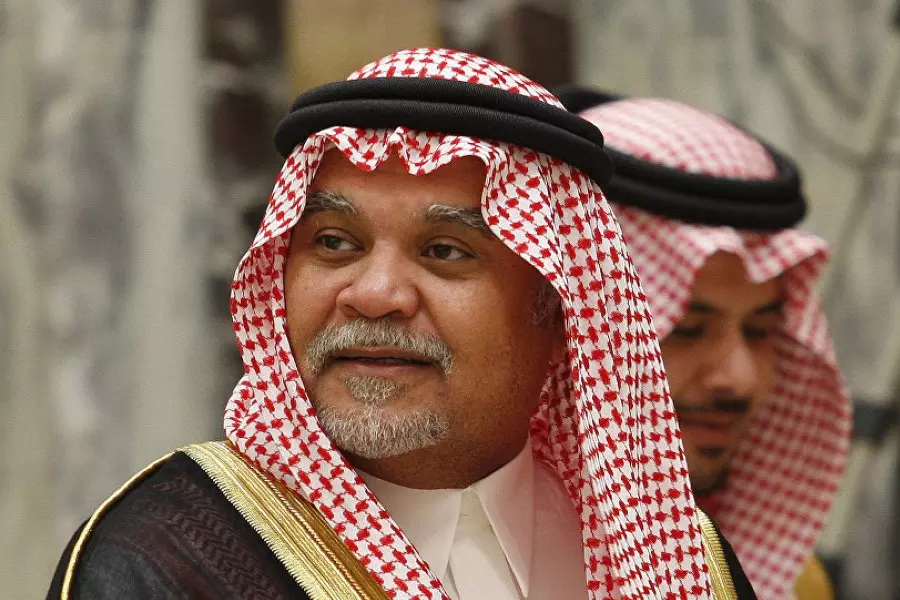 بندر بن سلطان: الملك السعودي نعت بشار الأسد بـ "الكاذب".. في آخر زيارة له للمملكة بعد اغتيال الحريري
