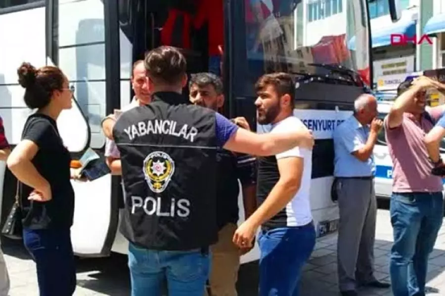 منظمة العفو الدولية تطالب تركيا بوقف ترحيل السوريين