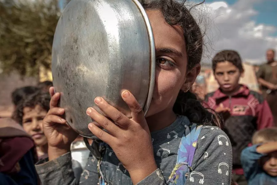 فورن بوليسي :: سوريا في عهد آل الأسد تتجه نحو المجاعة على غرار "عراق صدام"