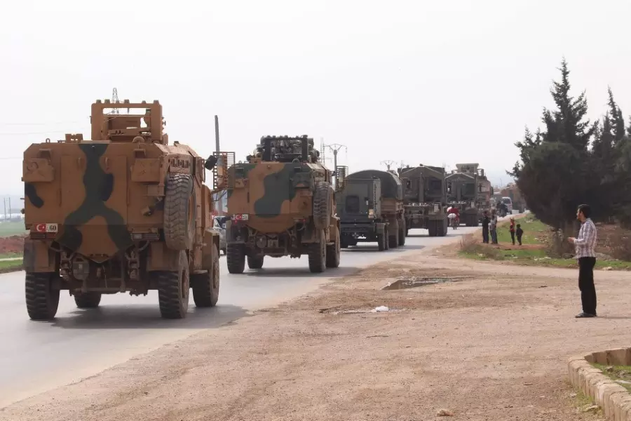 تركيا تواصل الدفع بتعزيزات عسكرية إضافية لجبل الزاوية جنوبي إدلب