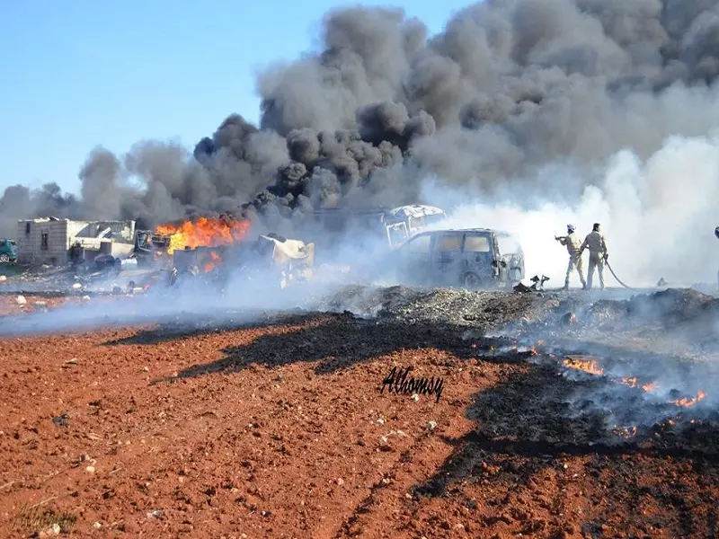 الطيران الروسي يستهدف سوق المازوت ويرتكب مجزرة مروعة جدا في معارة النعسان بريف إدلب