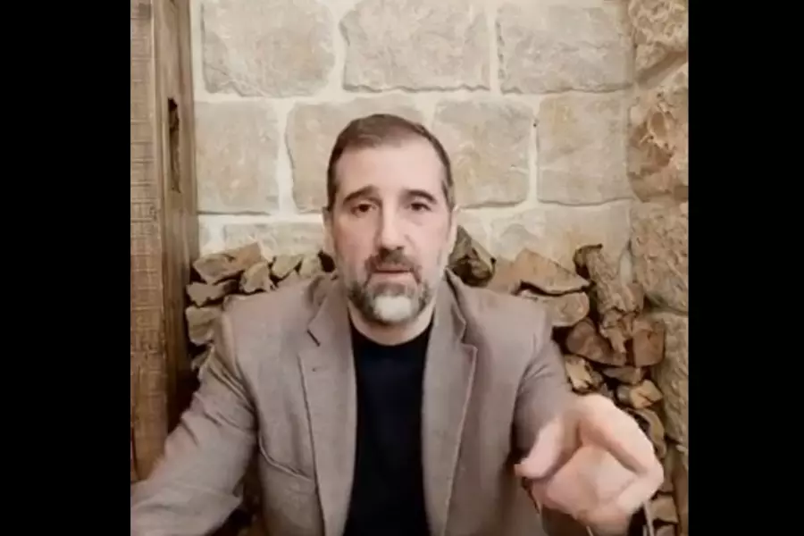 فيديو جديد لـ"رامي مخلوف" :: "الدولة" تريد أخذ شركاتي.. ويحذر من إنهيار الإقتصاد!!