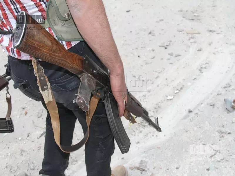 قصف جنوني وعنيف تتعرض له مناطق مثلث الموت.. وسط معارك عنيفة جدا