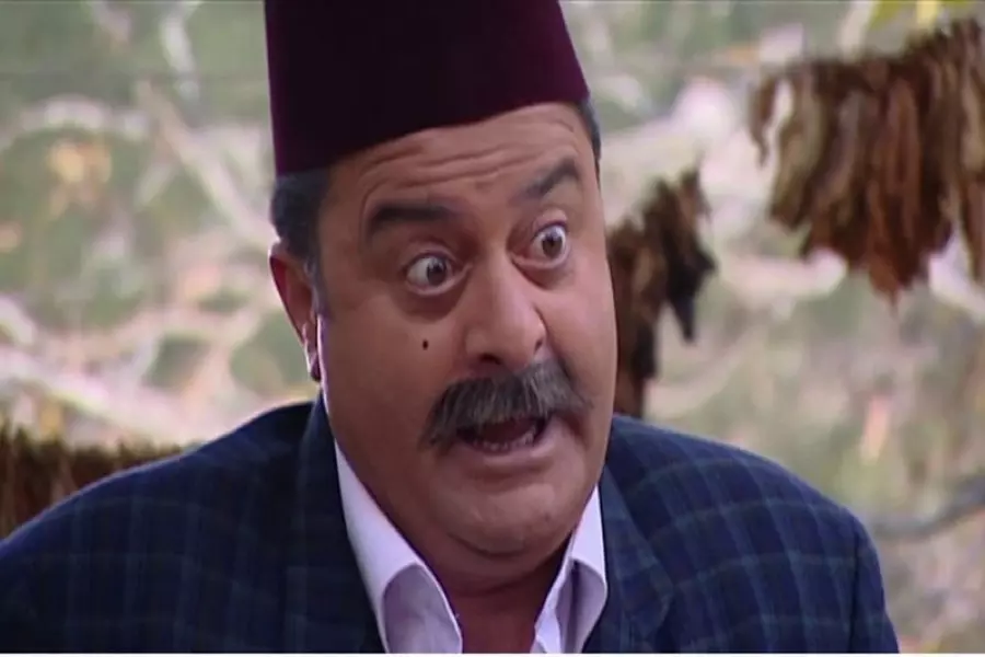 رفض "المختار البيسي" انتسابها لـ "نقابة التشبيح" فنانة موالية نادمة لعدم تركها سوريا..!