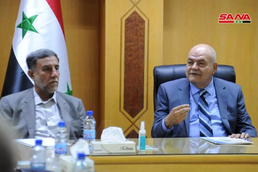 بمساعي زيادة النفوذ .. وفداً ايرانياً يلتقي وزير التجارة الداخلية لدى النظام بدمشق