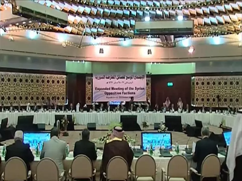 فصائل الجيش الحر تصدر بيانات تؤيد فيها مؤتمر المعارضة السورية في الرياض