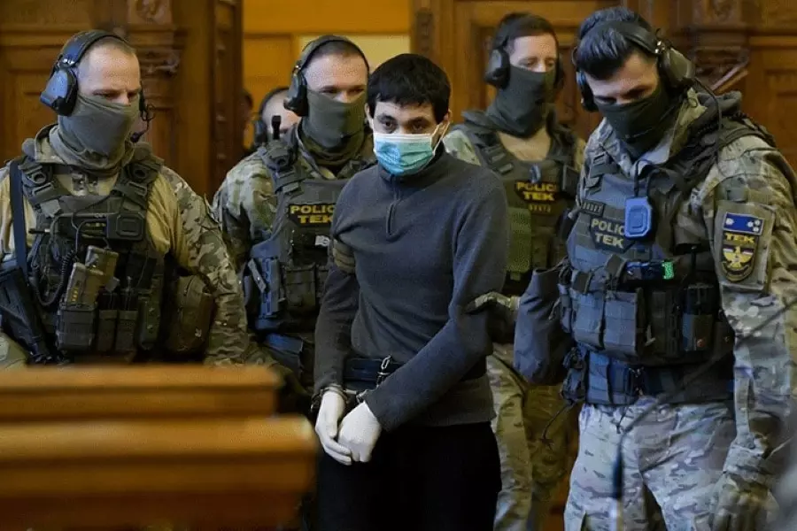 سوري يواجه حكماً بالسجن في المجر لارتكابه جرائم حرب إبان انضمامه لـ "دا-عش"