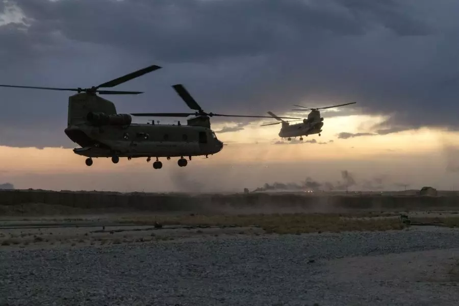 مدعومة بقوات التحالف .. "قسد" تنفذ حملة دهم واعتقال بمناطق بدير الزور والحسكة