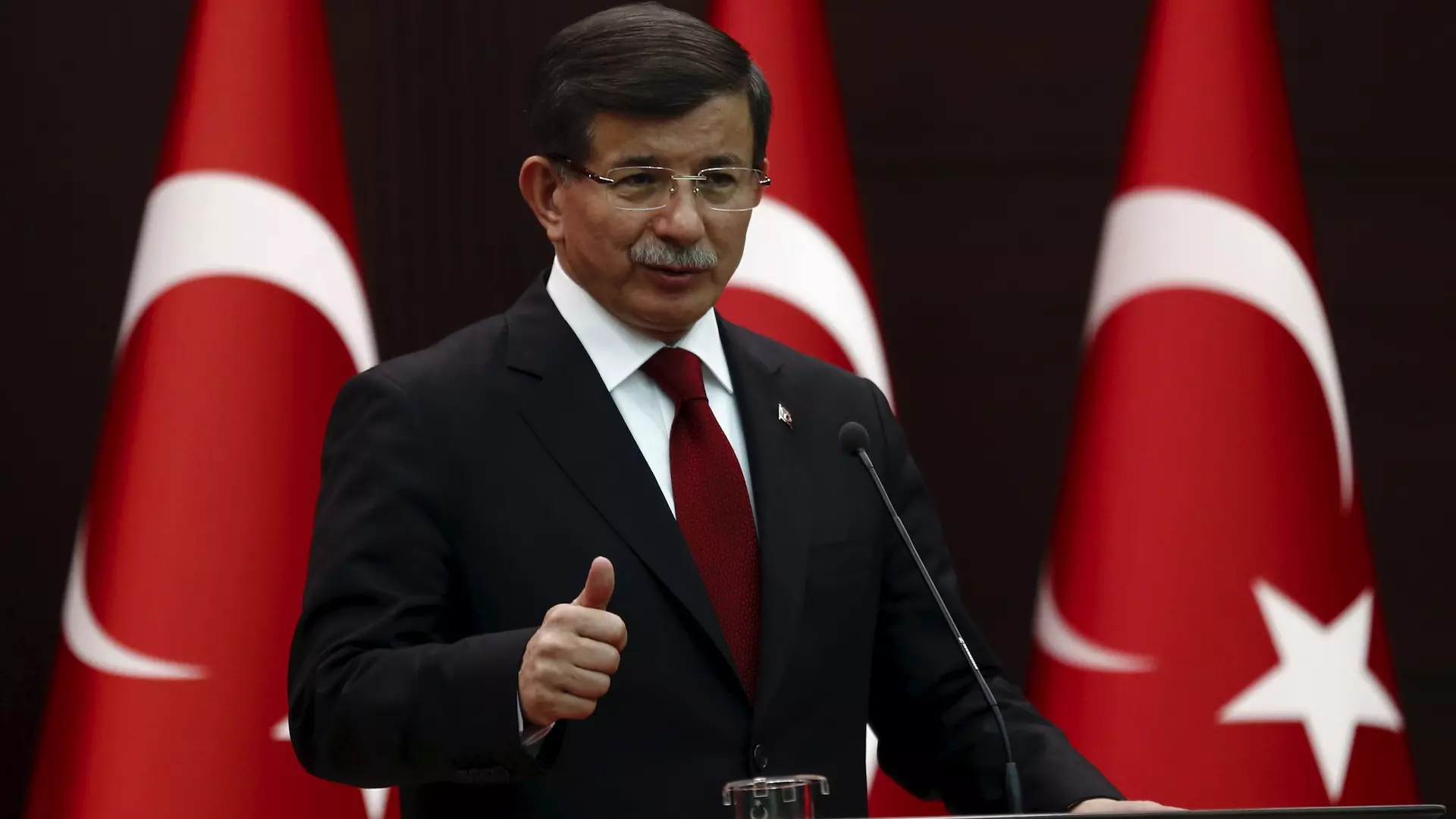 توّعدها بـ"الهزيمة" .. أغلو : حان الوقت لنقول لروسيا توقفي ..و يتسائل : ماهذا الشعب الذي لم يستسلم؟