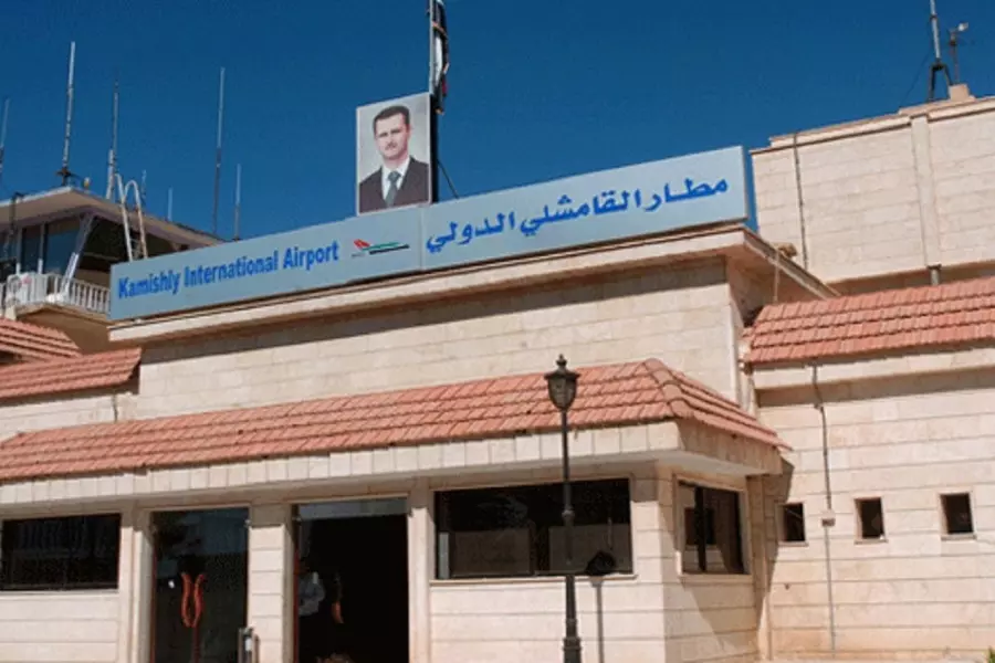 وسط غياب إجراءات الوقاية .. مئات المسافرين يصلون بـ "طائرات الشحن" جواً من دمشق إلى الحسكة