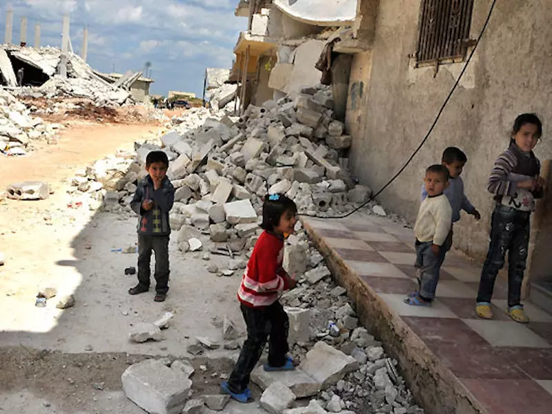 أنصاف الحلول أشد خطراً من بلا حلول ؟!