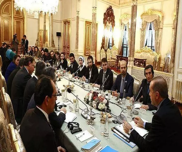 أردوغان يناقش العقبات التي تعترض عمل الإعلاميين السوريين