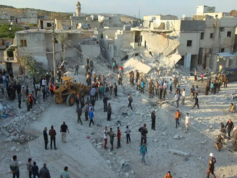 مجزرة مروعة في حفسرجة بإدلب ... عشرة شهداء بينهم أطفال وعدد من الجرحى