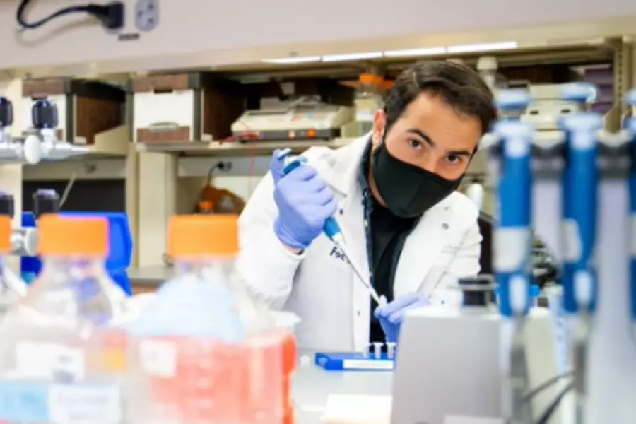 السوري "عبادة الصباغ" ضمن قائمة العلماء لعام 2021 تحت سن 30 عاماً