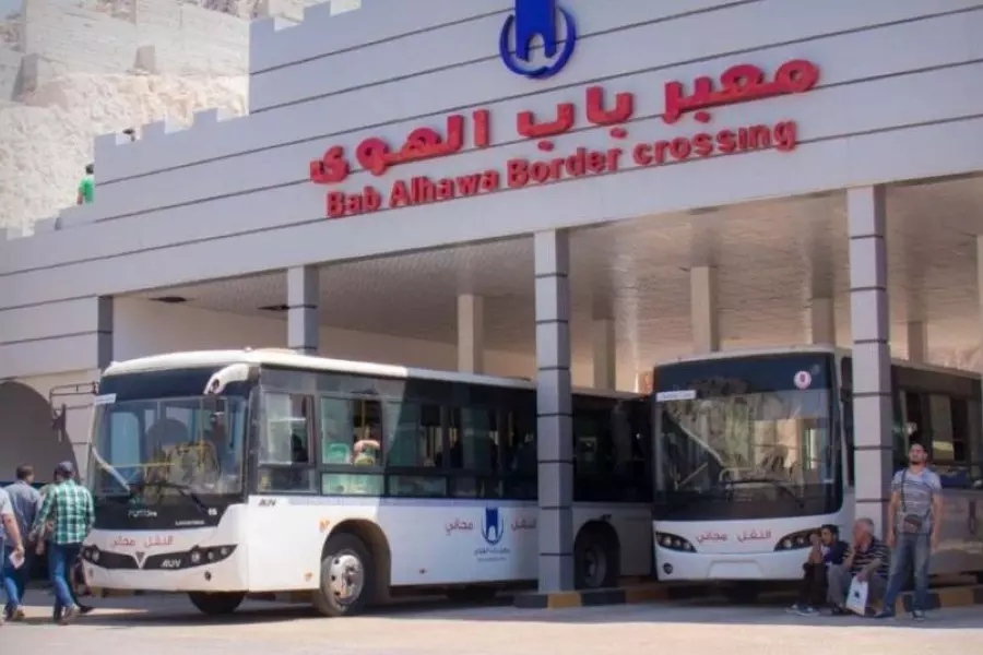 حقوقيون وعاملون بالمجال الإنساني يوضحون لـ "شام" مخاطر قرار مجلس الأمن وهدف روسيا من تقييد دخول المساعدات عبر معبر واحد