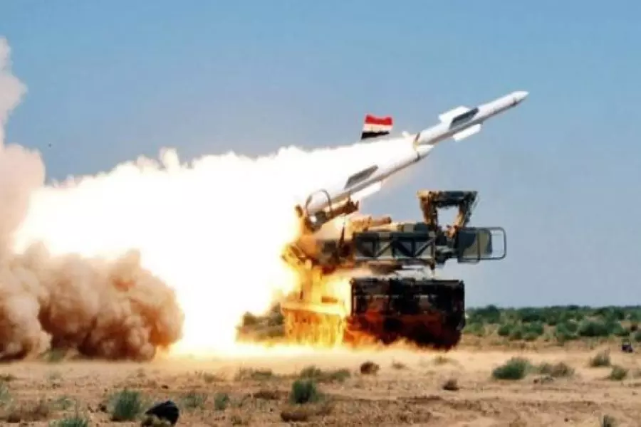 الاحتلال الإسرائيلي: أُطلق صاروخ مضاد للطائرات من سوريا وانفجر فوق البحر
