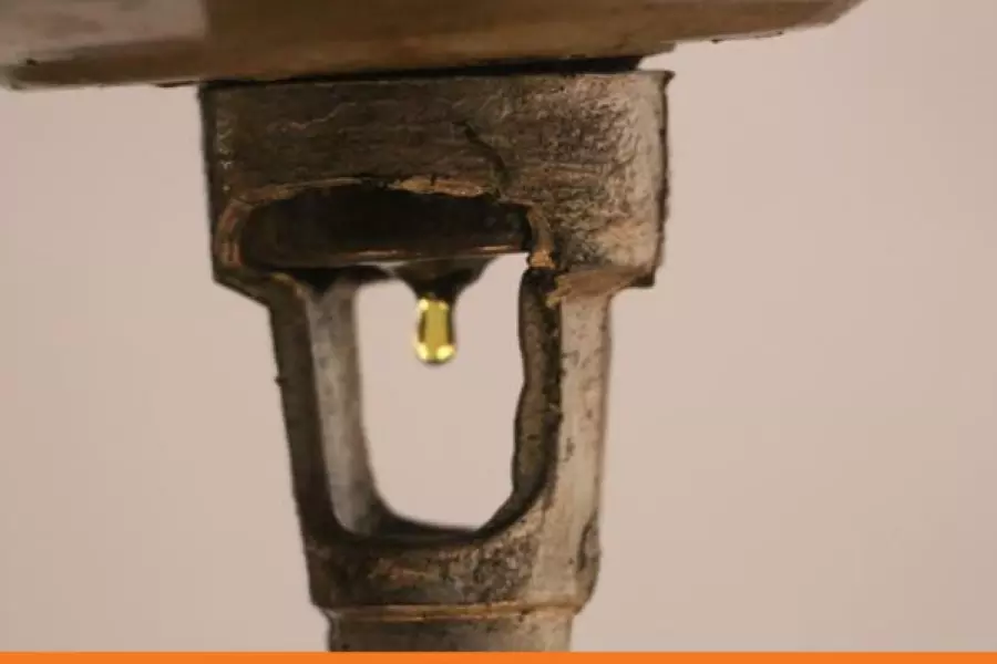 عقب نفي النظام ... تخفيض مخصصات مادة "المازوت" يفاقم أزمة المحروقات