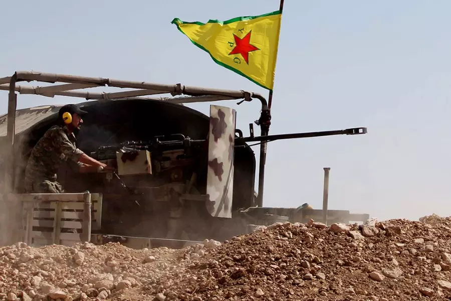 تواصل المعارك بين "قسد وداعش" في آخر جيب للتنظيم قرب الباغوز بدير الزور