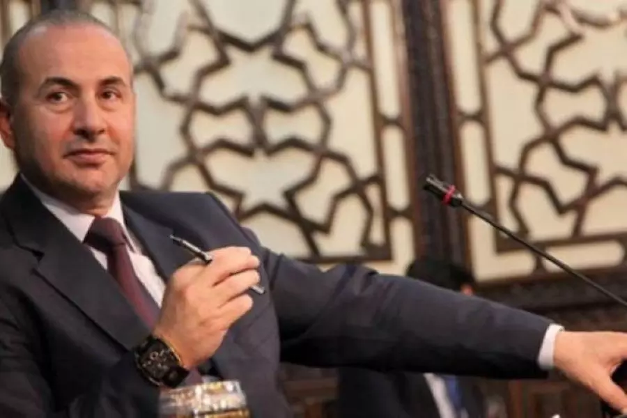 نظريات جديدة لـ"خالد العبود" و "نبيل صالح" يرد .. سجال محتدم بين أبواق النظام حول فضائح الإعلام الروسي للأسد