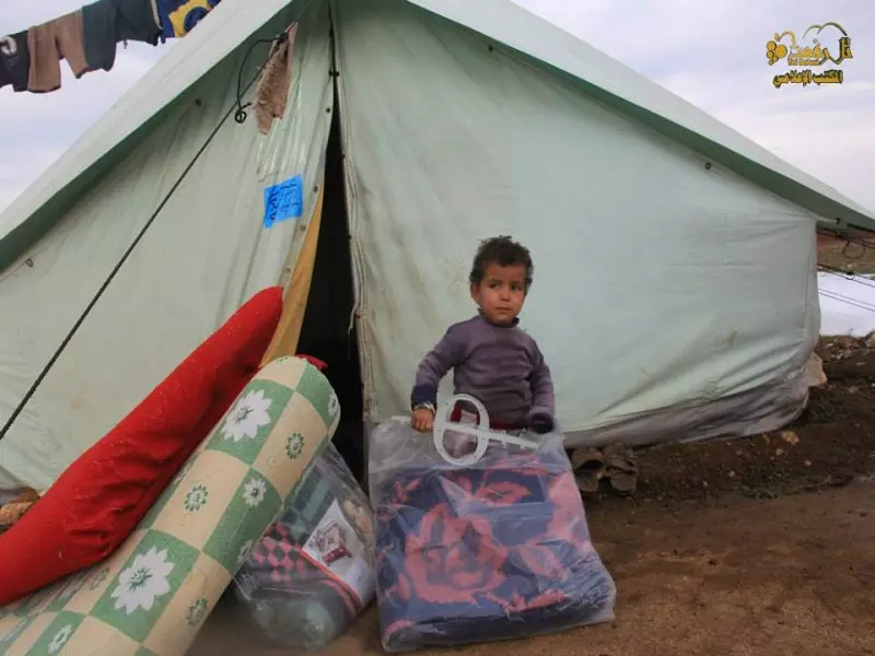 متطوعون يطلقون حملة "أنقذ طفلا سورا يموت بردا"