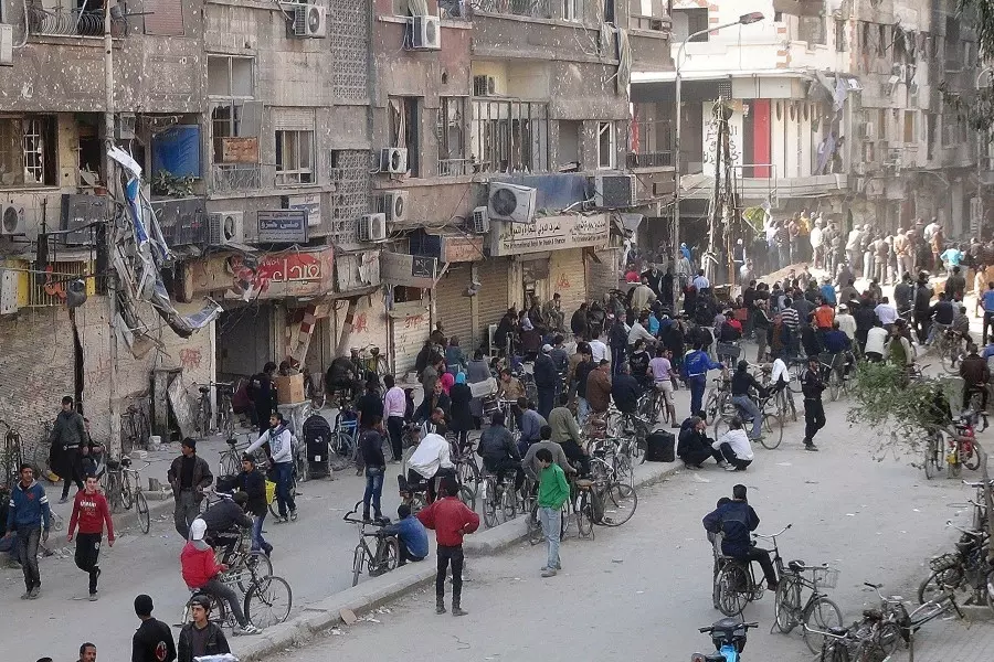 مجموعة العمل: 204 فلسطينيين قضوا إثر الجوع بسبب حصار النظام على مخيم اليرموك