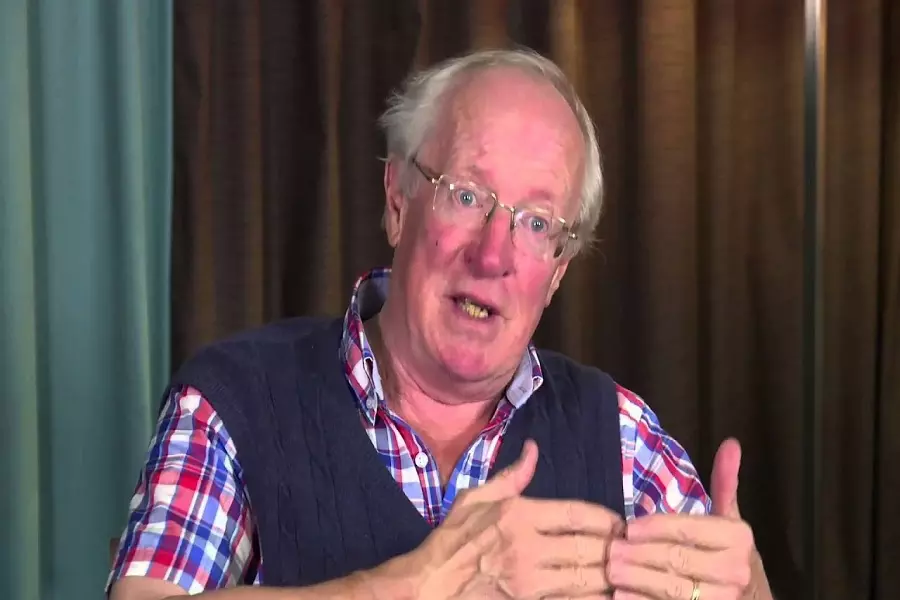 ساند نظام الأسد وبرر مجازره ... وفاة صحفي بريطاني إثر سكتة دماغية في أيرلندا