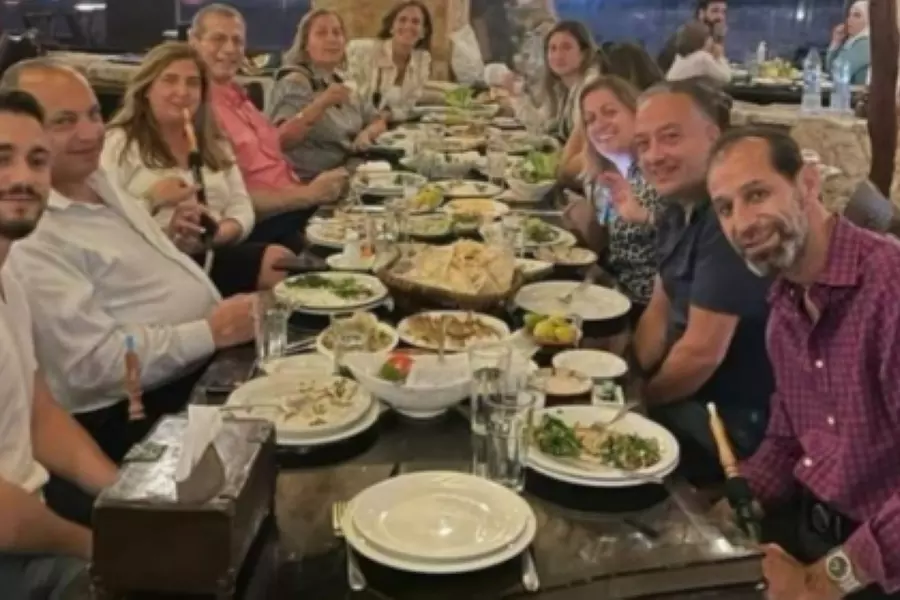 "معاريف" : "بشار الأسد" يناور للتقرب من واشنطن بالسماح لـ 12 يهودياً بزيارة سوريا