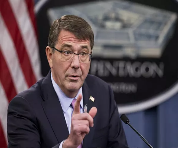وزير الدفاع الأمريكي ... روسيا ليست شريكاً في مكافحة الإرهاب