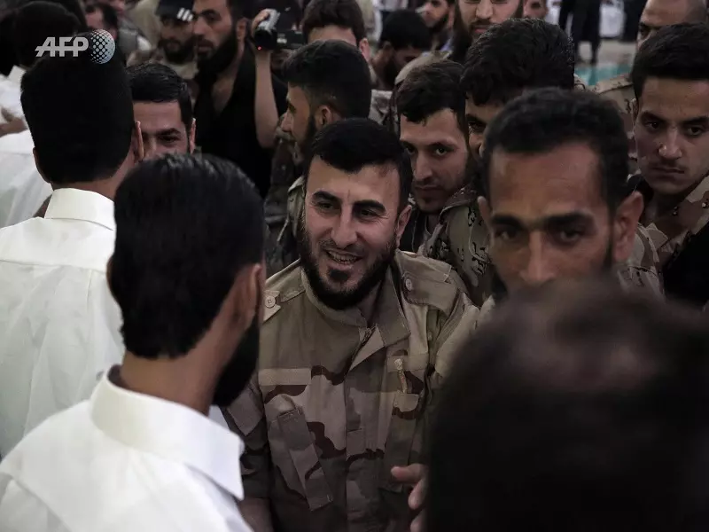 نشرة أخبار الساعة 12 مساءً لجميع الأحداث الميدانية في سوريا 25-12-2015